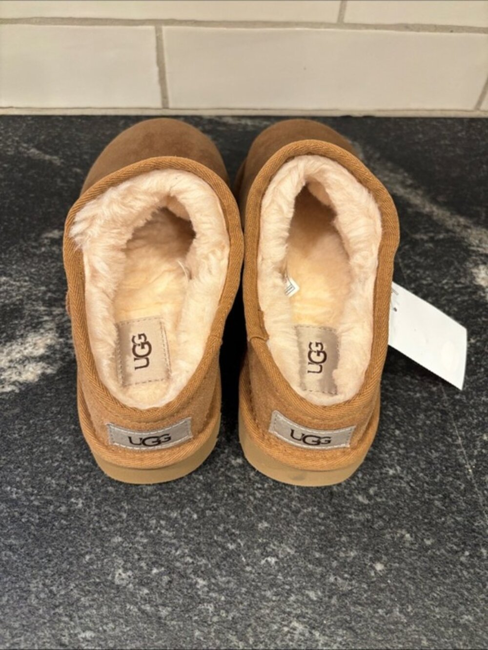 UGG Classic Mini Slipper Boots – Chestnut – Size 7 – NEW - Picture 5 of 12